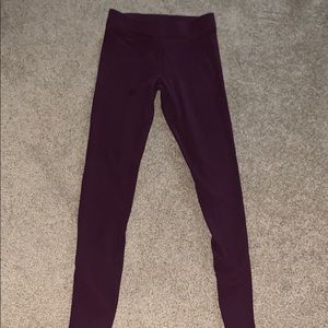 Aerie maroon leggings